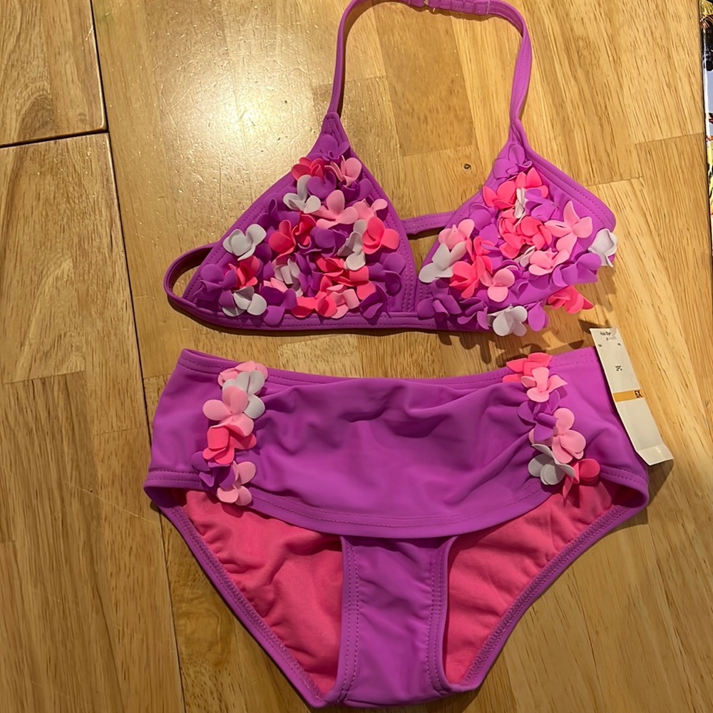 Girls Hula star swim